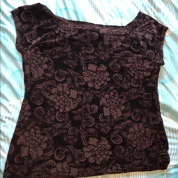 Velvet Pattern Shoulder Top - Picture 1 of 3